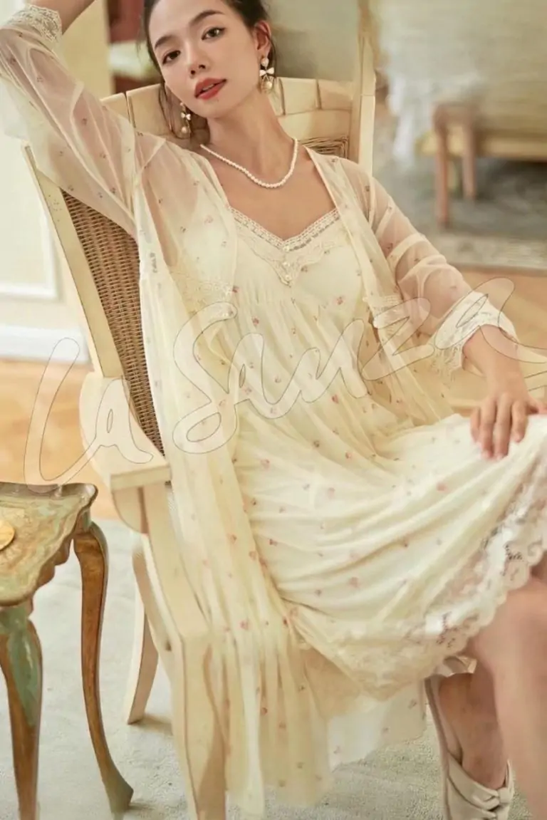 lingerie with robe
